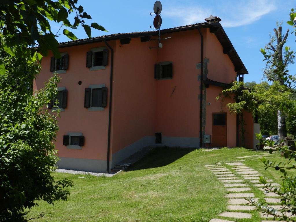 Agriturismo Il Corniolo Castiglione di Garfagnana Rum bild